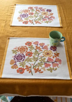 Bordstablett "Wild rose" i ekologisk bomull-Gudrun Sjödén Hot