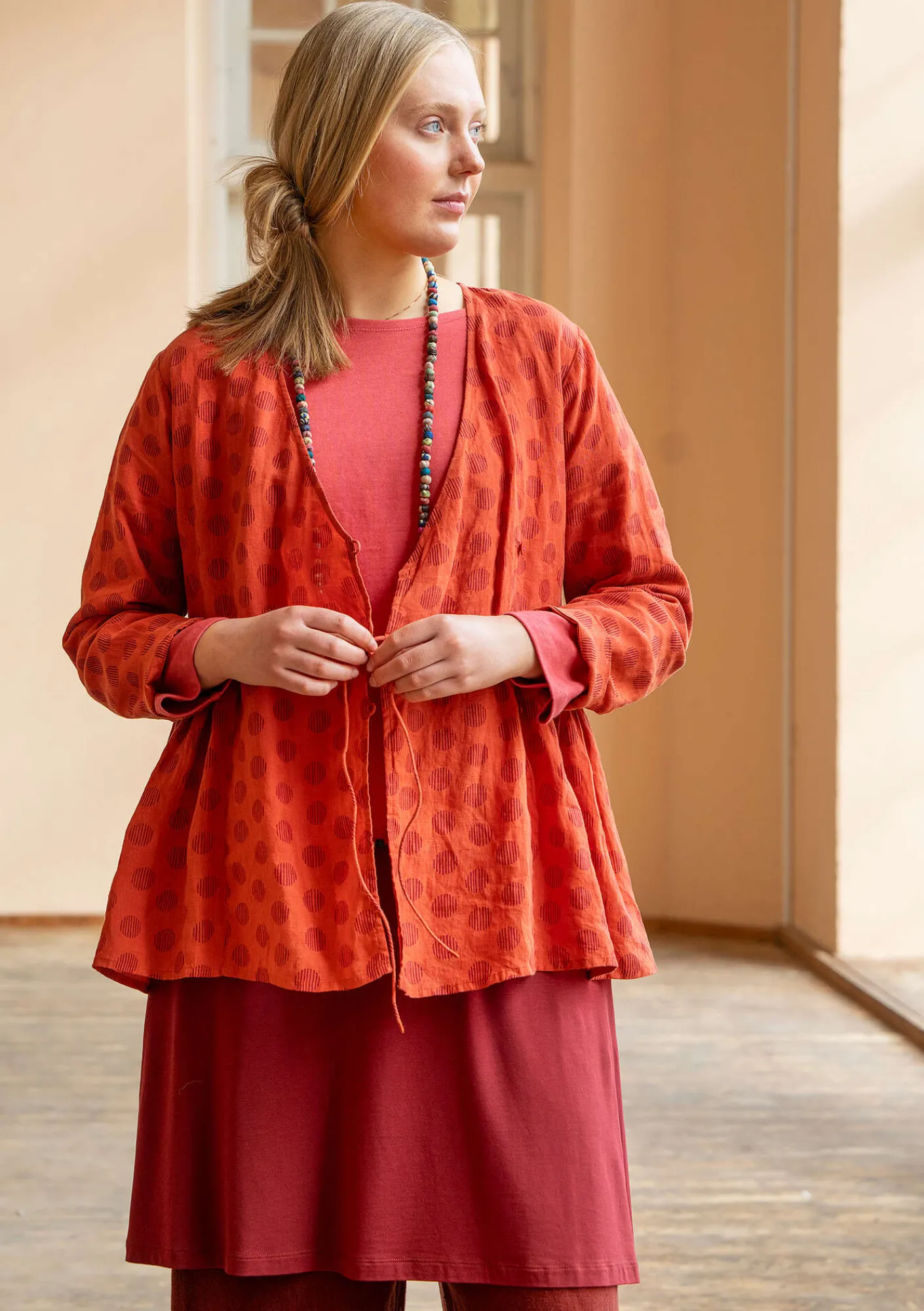 Omlottblus "Piccolo" i lin-Gudrun Sjödén