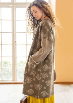 Vändbar stickad kappa "Aria" i filtad ull-Gudrun Sjödén